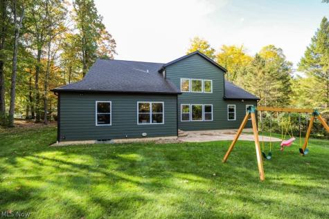 1105 Woodbend Road Ravenna OH 44266