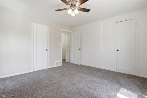 1464 E 248th Street Euclid OH 44117