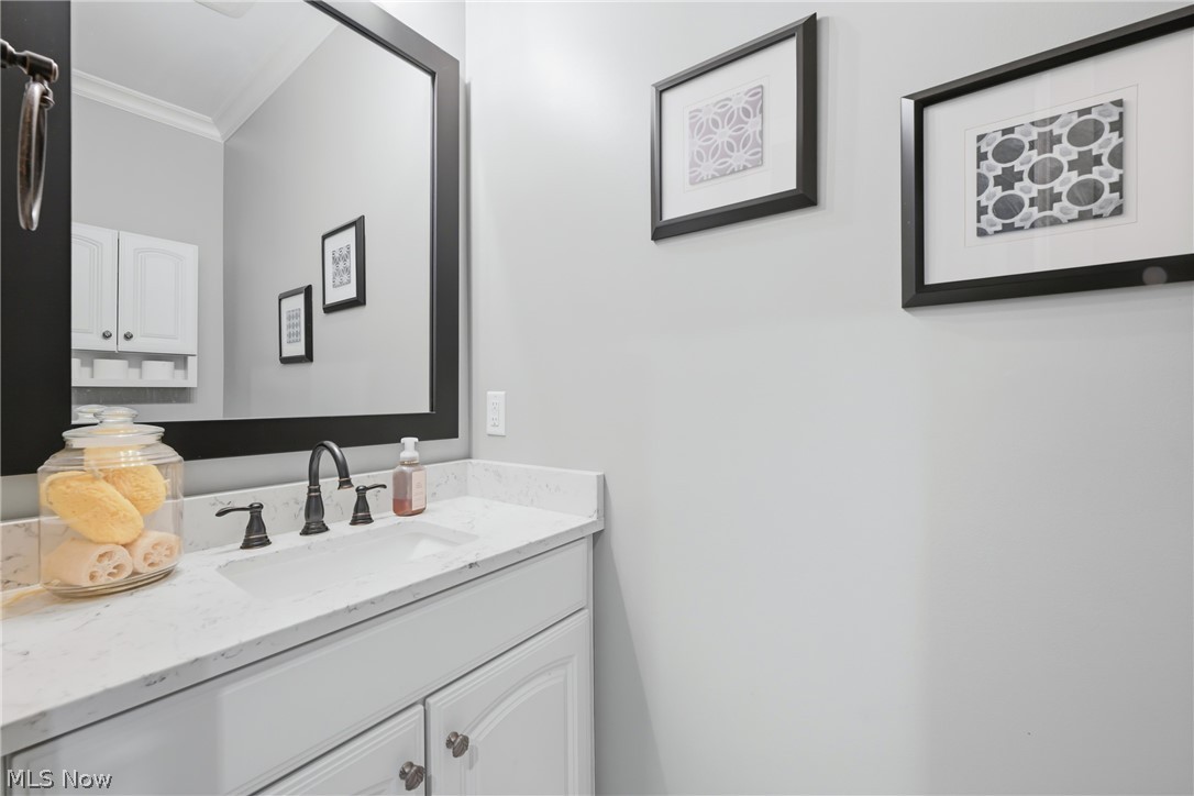 2731 Ravine Run Cortland OH 44410