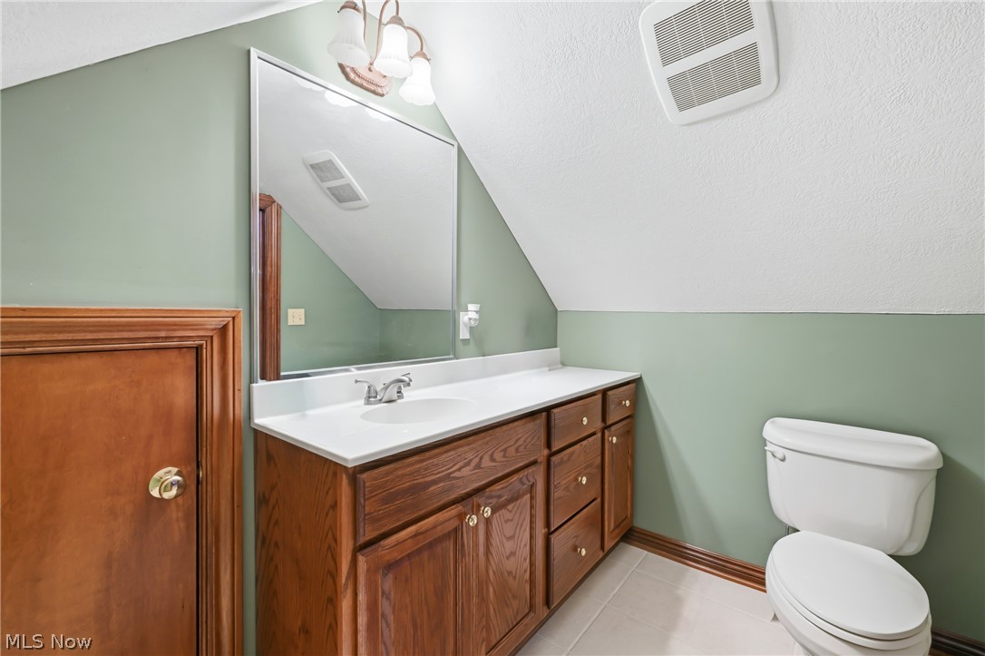 2731 Ravine Run Cortland OH 44410