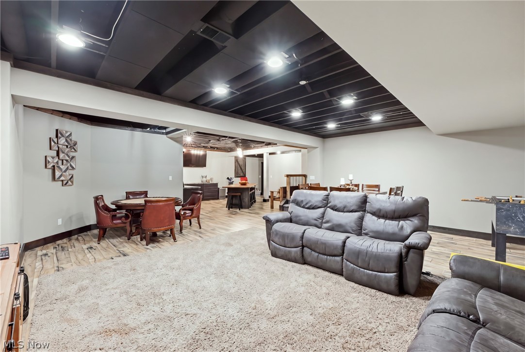 2731 Ravine Run Cortland OH 44410