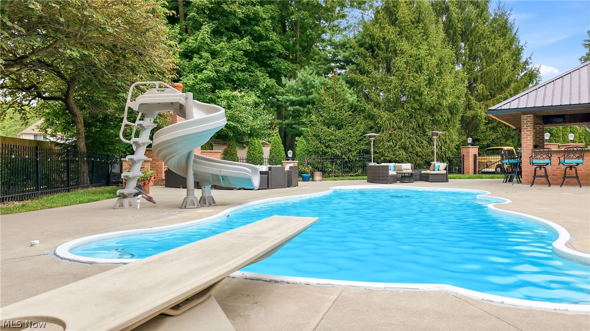 2731 Ravine Run Cortland OH 44410