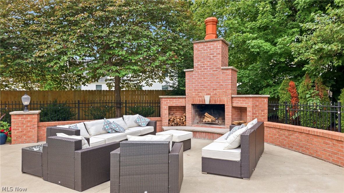 2731 Ravine Run Cortland OH 44410