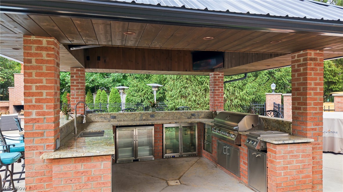 2731 Ravine Run Cortland OH 44410