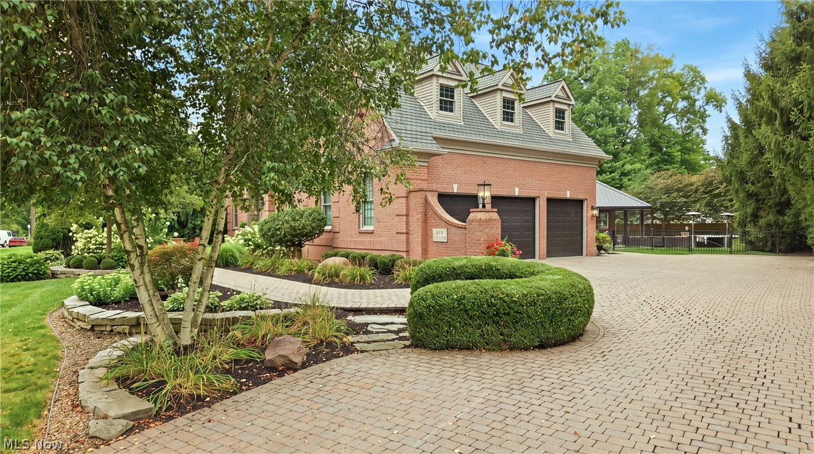 2731 Ravine Run Cortland OH 44410