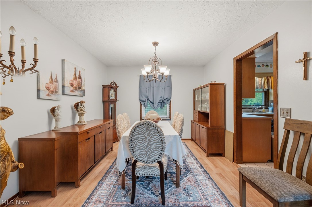 10471 Meadowhurst Lane Chardon OH 44024