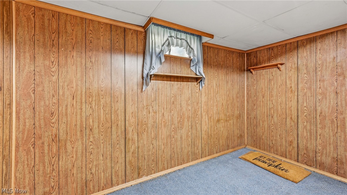 332 Caroline Avenue Hubbard OH 44425