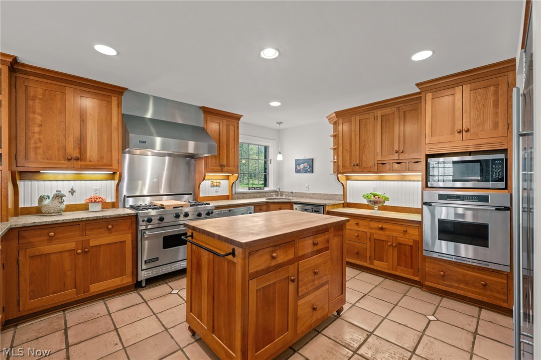 329 Timberidge Trail Gates Mills OH 44040