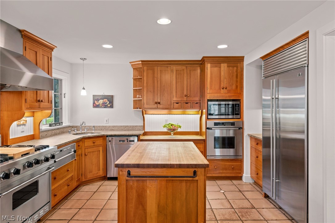329 Timberidge Trail Gates Mills OH 44040