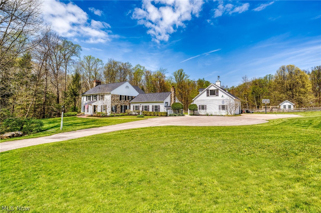 329 Timberidge Trail Gates Mills OH 44040