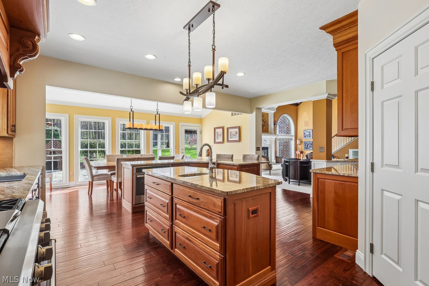 905 Cascades Drive Aurora OH 44202