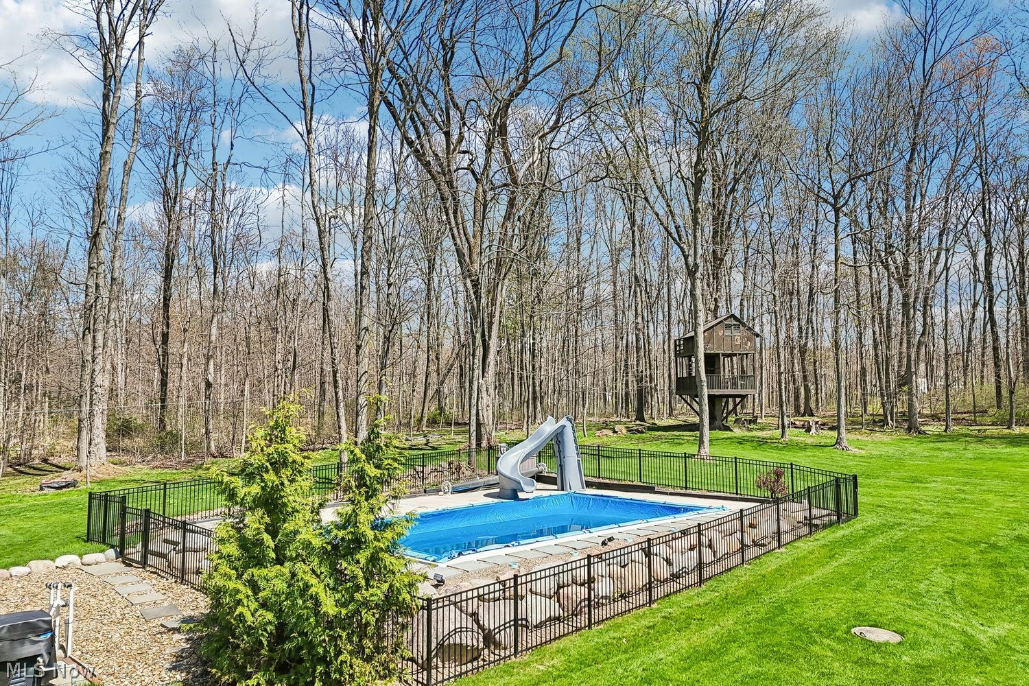 905 Cascades Drive Aurora OH 44202