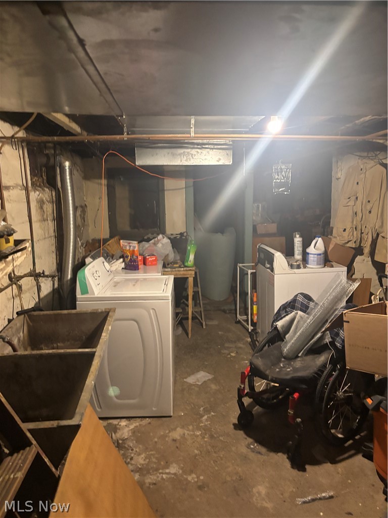 4096 E 66th Street Cleveland OH 44105