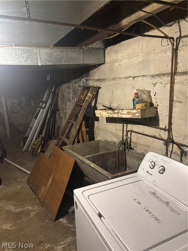 4096 E 66th Street Cleveland OH 44105
