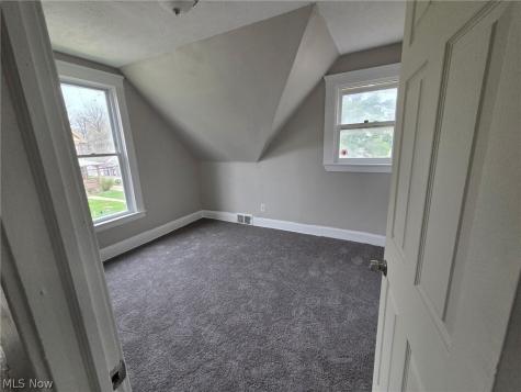 15413 Raymond Street Maple Heights OH 44137