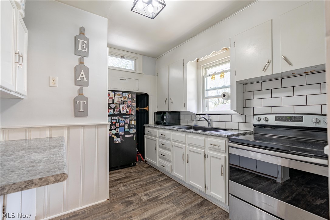350 Lindy Lane Avenue NW North Canton OH 44720