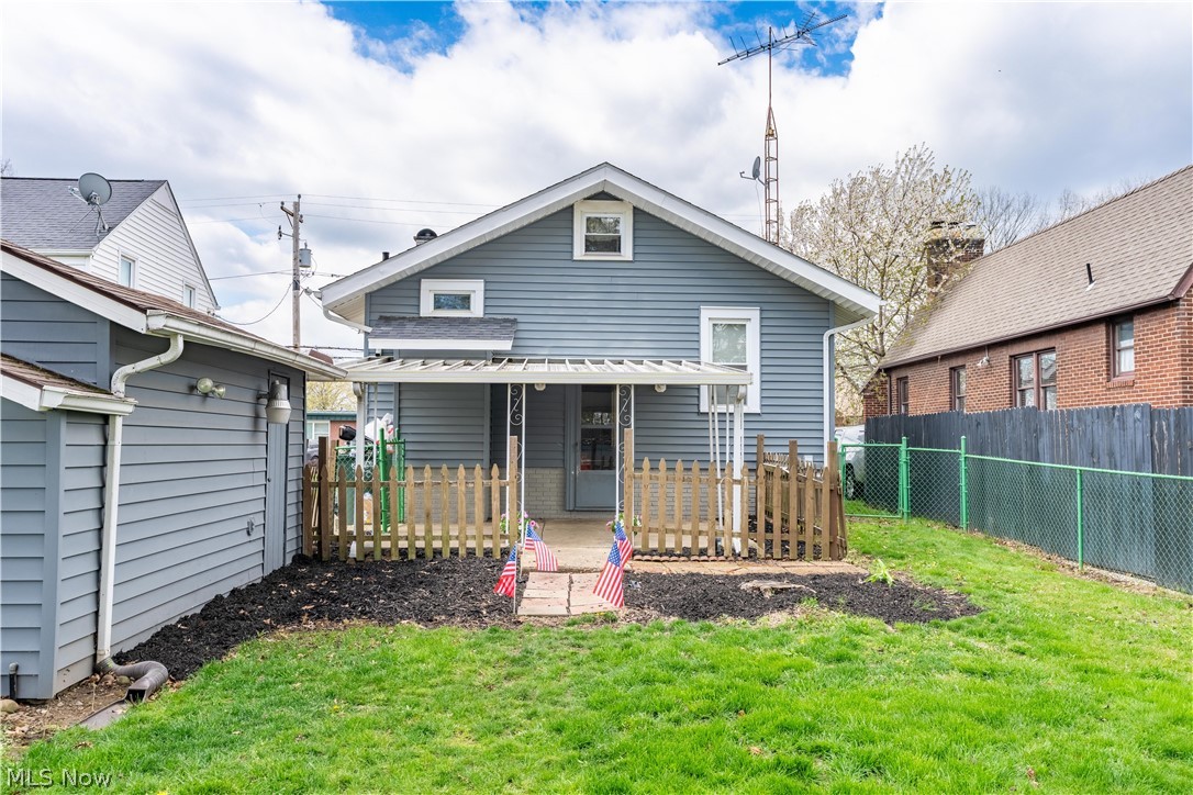 350 Lindy Lane Avenue NW North Canton OH 44720