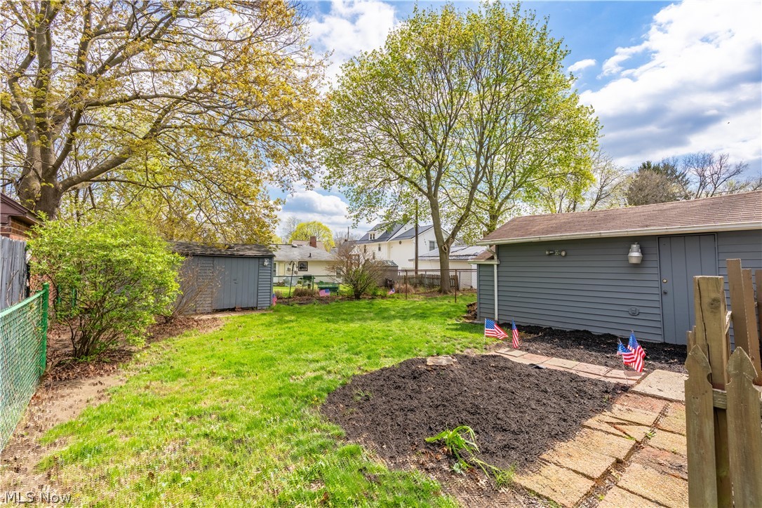 350 Lindy Lane Avenue NW North Canton OH 44720