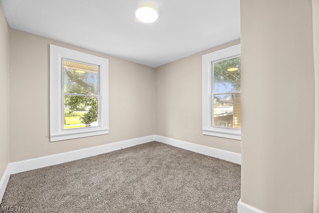 631 W Oregon Avenue Sebring OH 44672