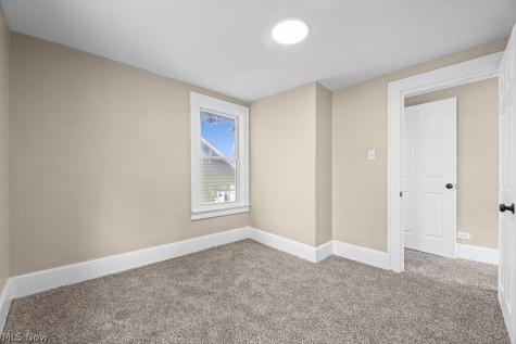 631 W Oregon Avenue Sebring OH 44672