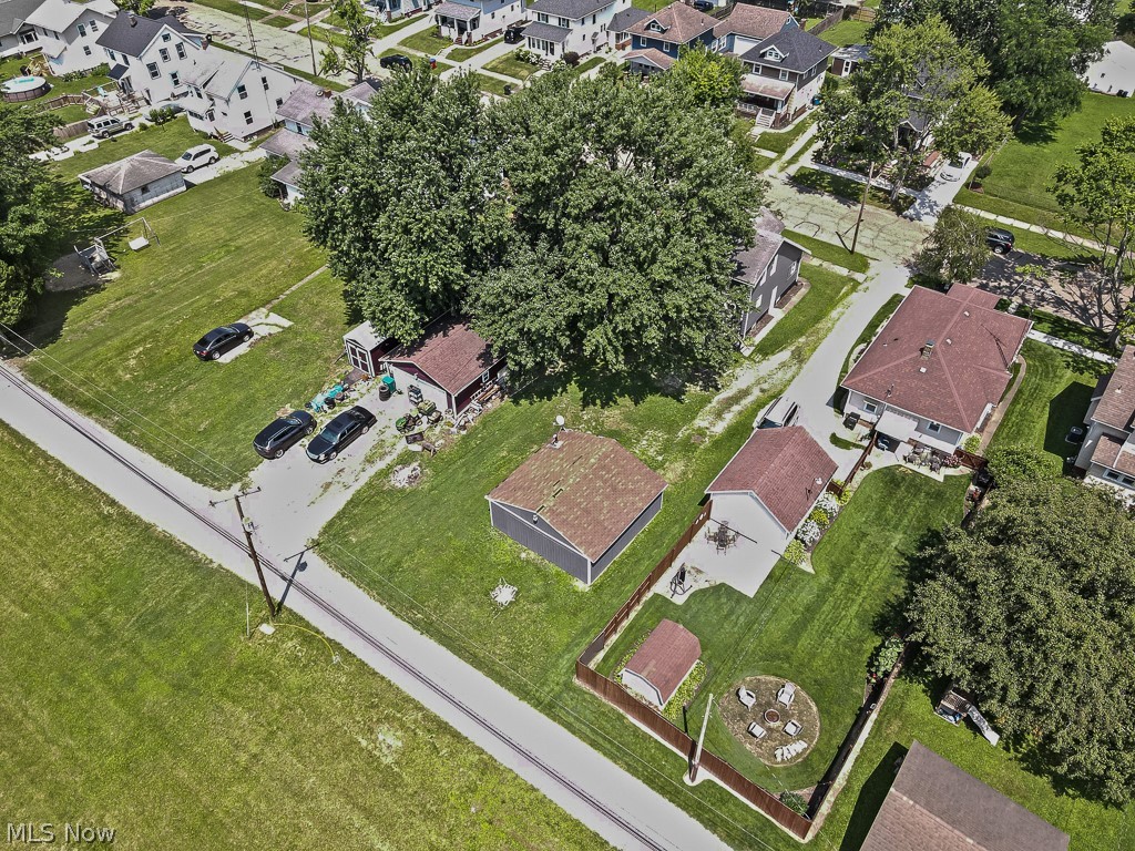 631 W Oregon Avenue Sebring OH 44672