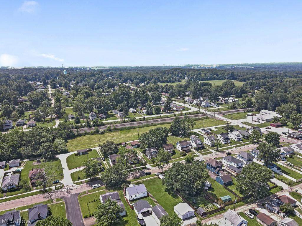 631 W Oregon Avenue Sebring OH 44672