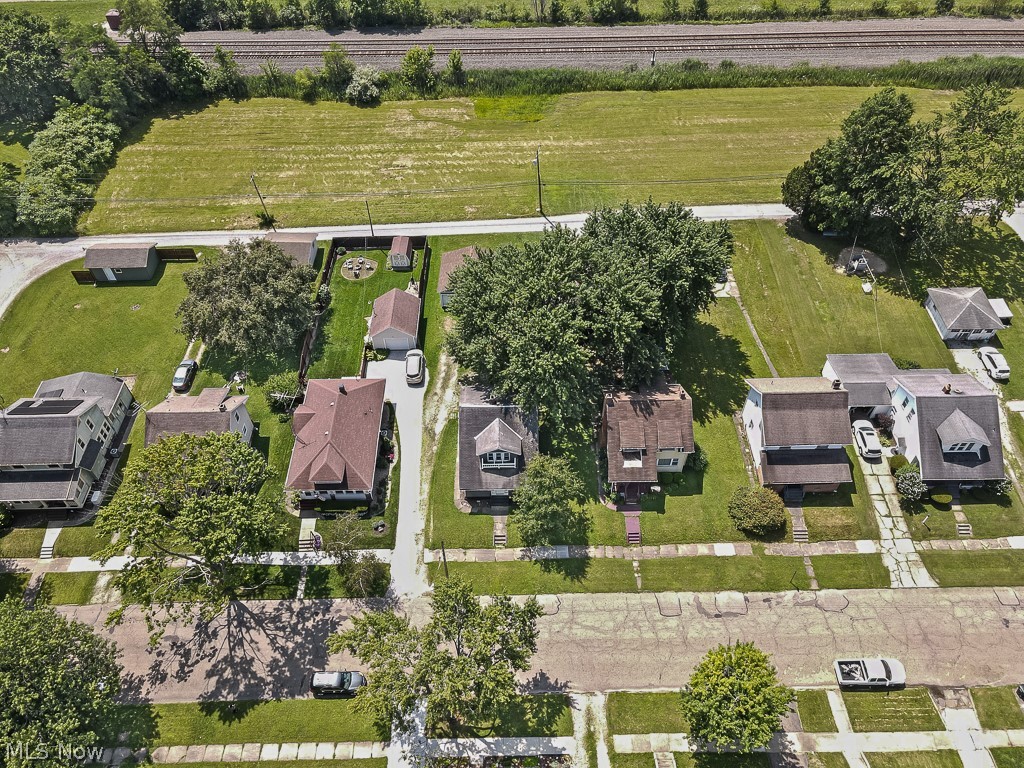 631 W Oregon Avenue Sebring OH 44672
