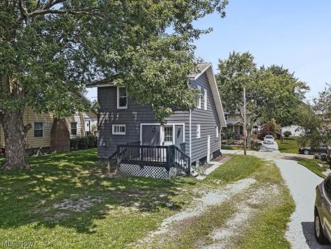 631 W Oregon Avenue Sebring OH 44672