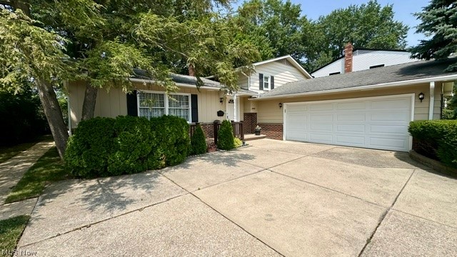 26888 Sweetbriar Drive North Olmsted OH 44070