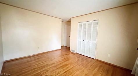 26888 Sweetbriar Drive North Olmsted OH 44070