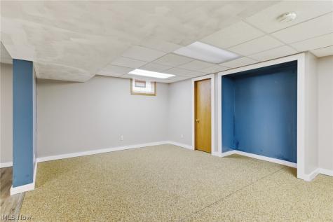 19595 Cross Trail N Strongsville OH 44136