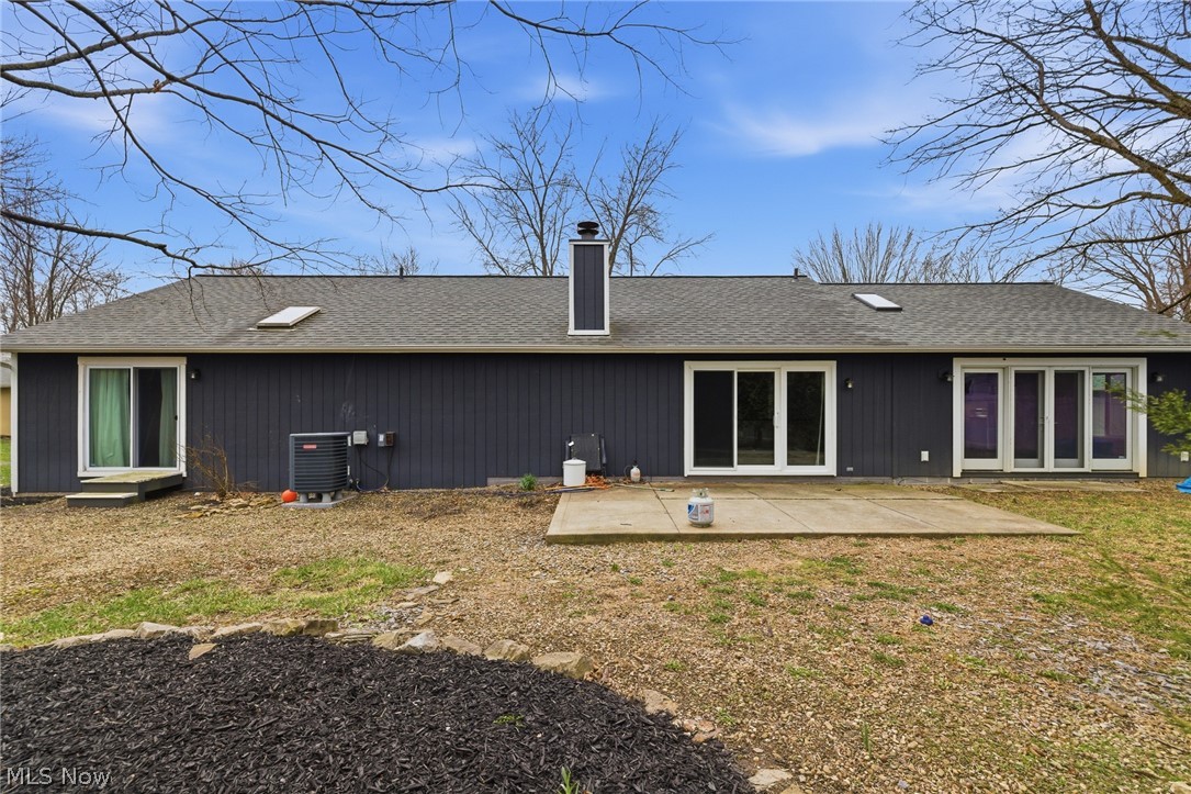 19595 Cross Trail N Strongsville OH 44136