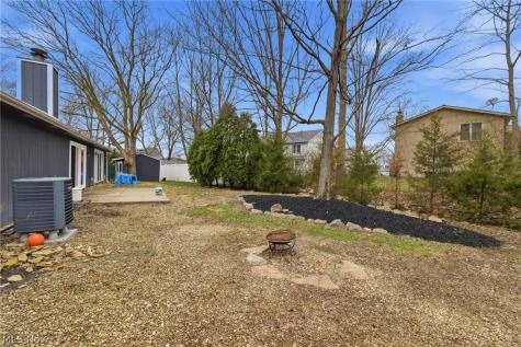 19595 Cross Trail N Strongsville OH 44136