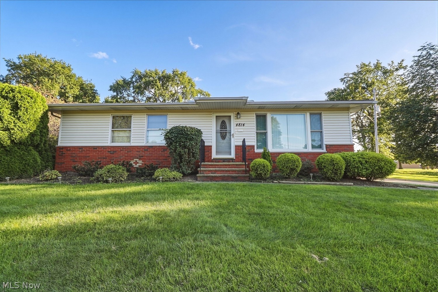 4814 N Sedgewick Road Lyndhurst OH 44124