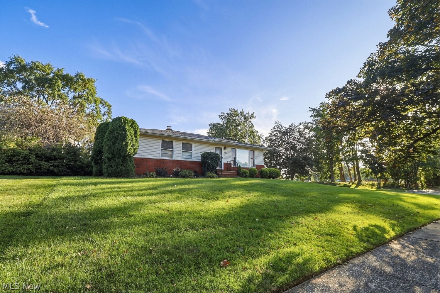 4814 N Sedgewick Road Lyndhurst OH 44124