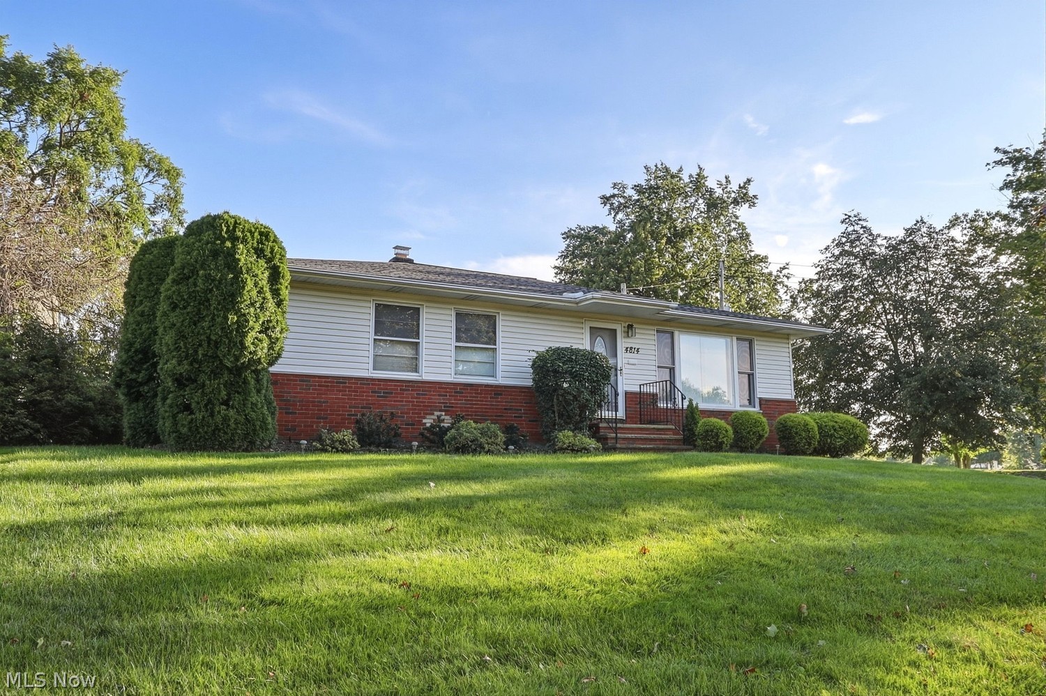 4814 N Sedgewick Road Lyndhurst OH 44124