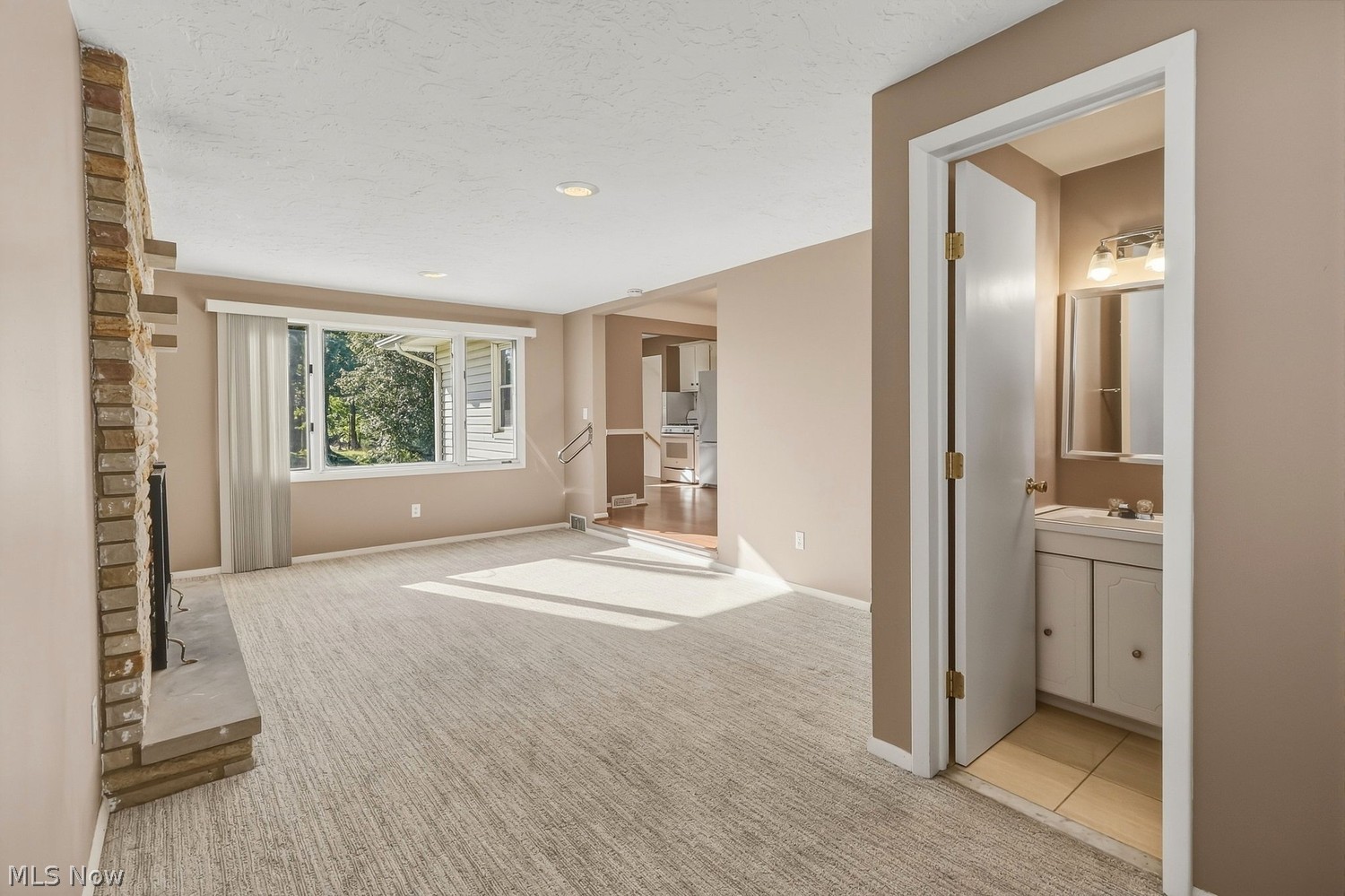 4814 N Sedgewick Road Lyndhurst OH 44124