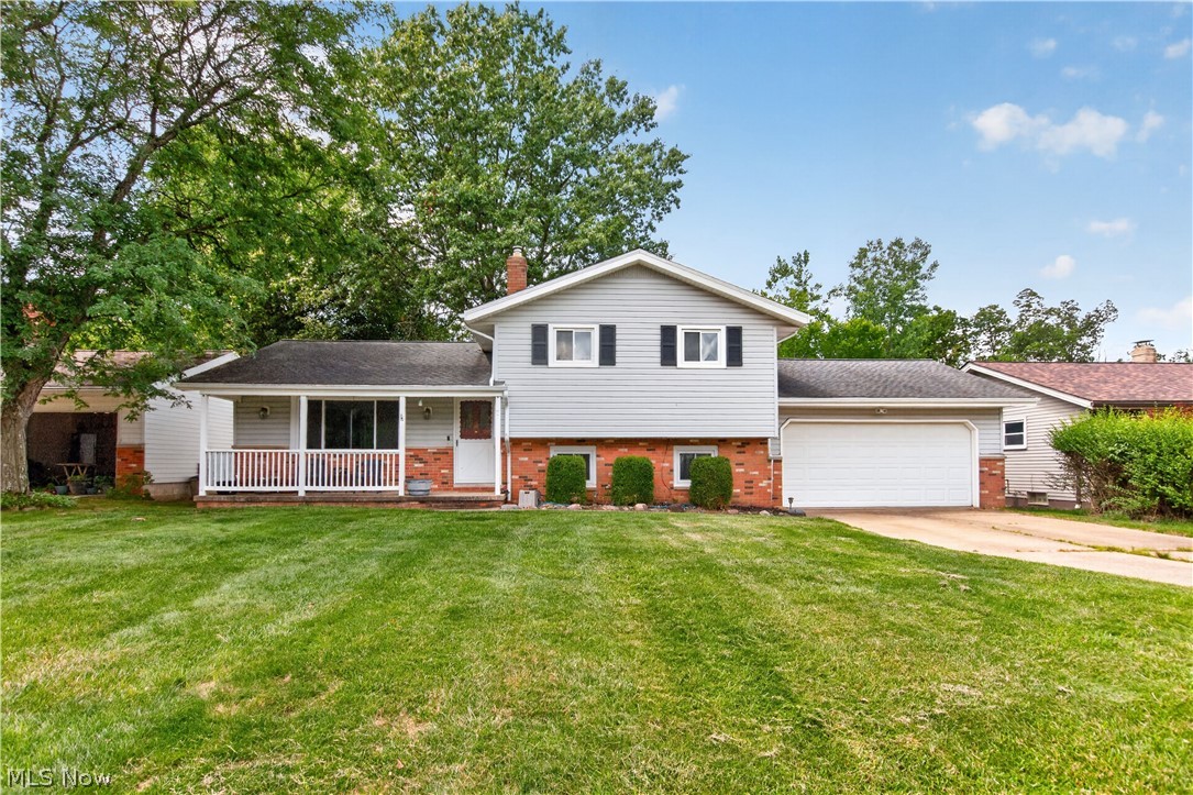 1124 Blueberry Hill Drive Brunswick OH 44212