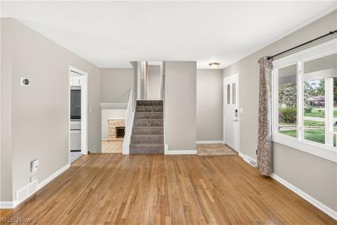 1124 Blueberry Hill Drive Brunswick OH 44212