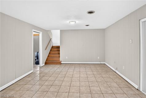 1124 Blueberry Hill Drive Brunswick OH 44212