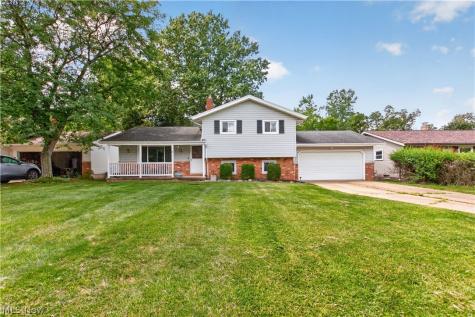 1124 Blueberry Hill Drive Brunswick OH 44212