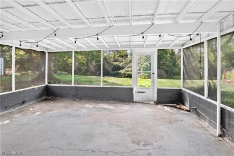 1124 Blueberry Hill Drive Brunswick OH 44212
