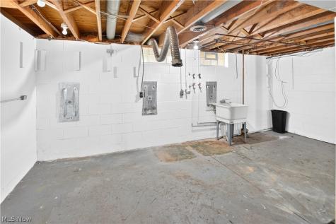 1124 Blueberry Hill Drive Brunswick OH 44212