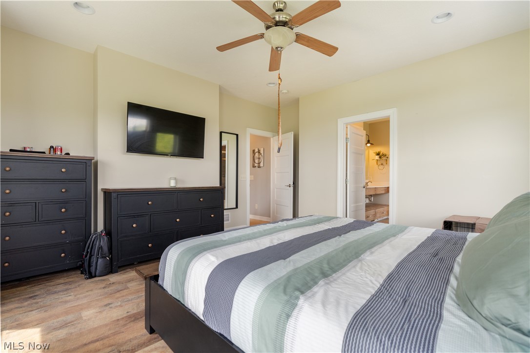 3990 Smith Kramer Street NE Hartville OH 44632