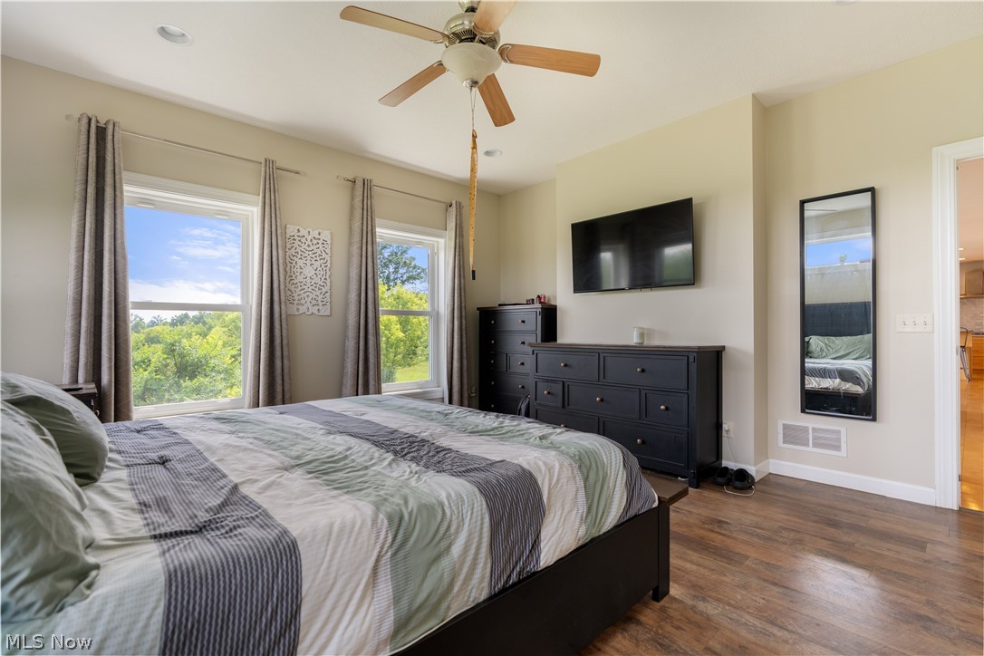 3990 Smith Kramer Street NE Hartville OH 44632