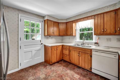 5769 Som Center Road Willoughby OH 44094