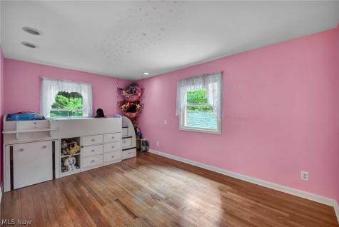 5769 Som Center Road Willoughby OH 44094
