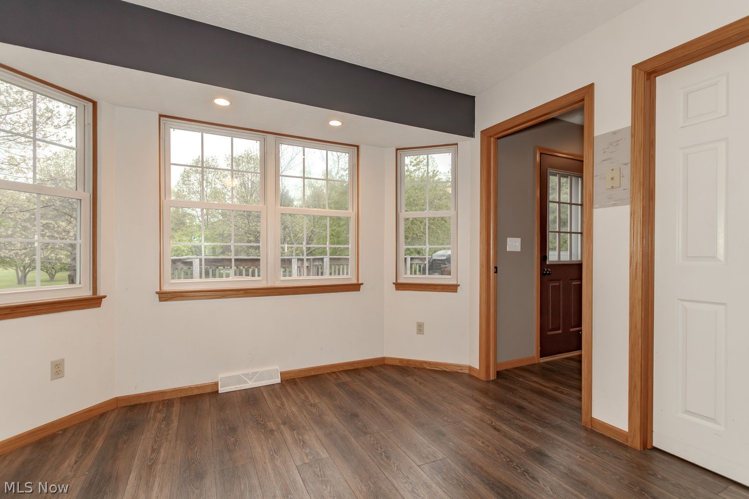 9249 Lake Shore Boulevard Mentor OH 44060