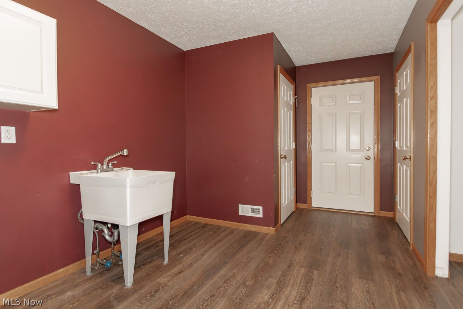 9249 Lake Shore Boulevard Mentor OH 44060
