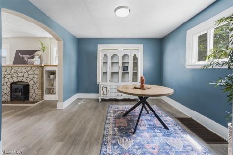 392 Oxford Avenue Akron OH 44310
